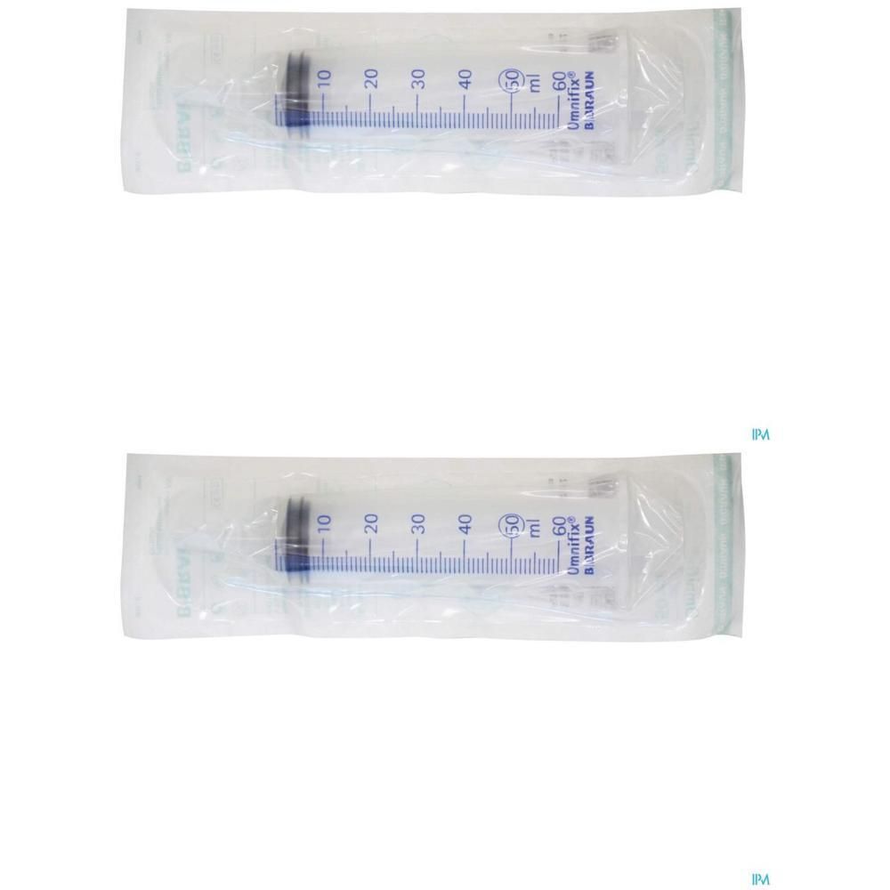 Deux seringues stériles de 50 ml, emballées individuellement.