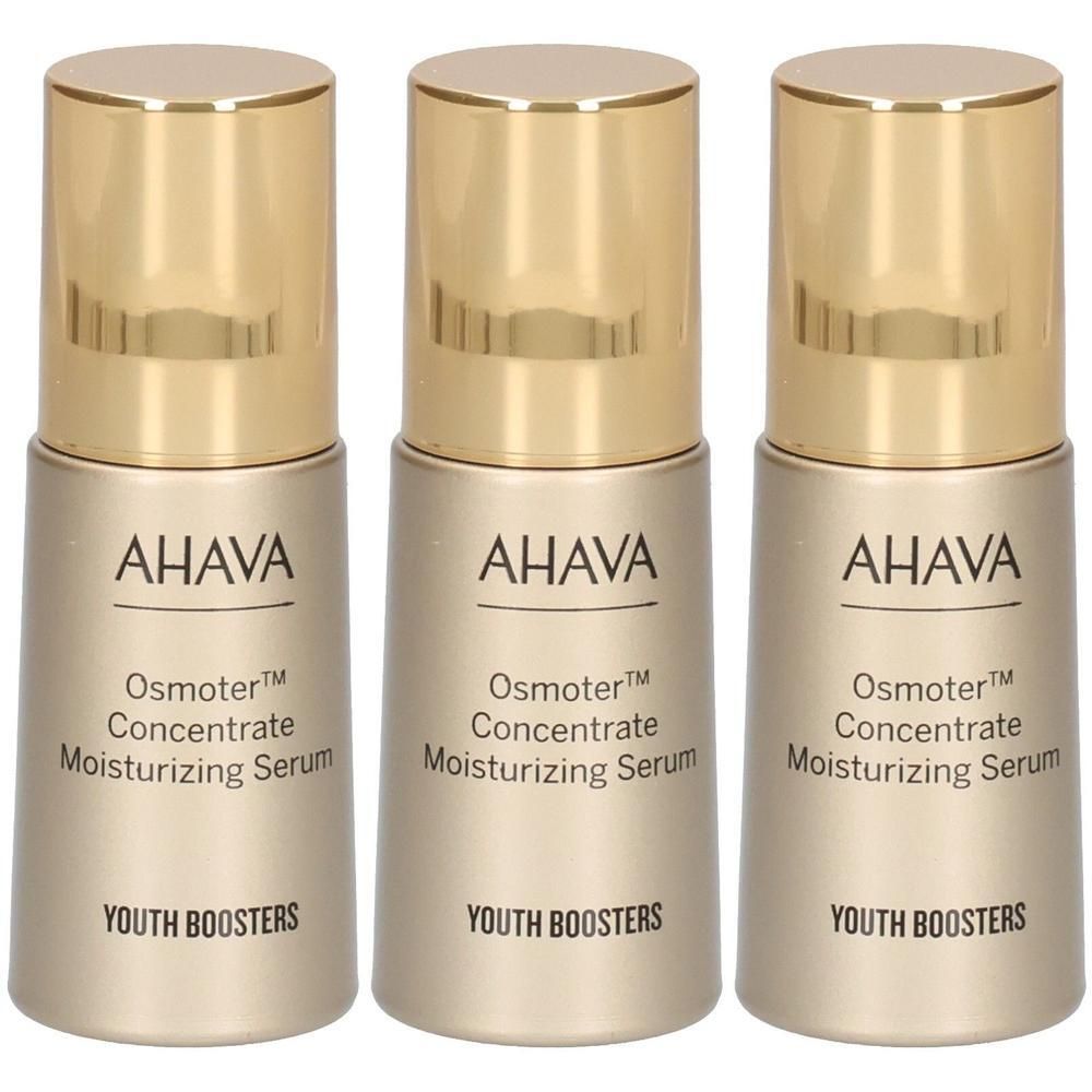 Trois flacons avec bouchons dorés. On peut lire AHAVA, Osmoter Concentrate Moisturizing Serum et Youth Boosters sur les flacons.