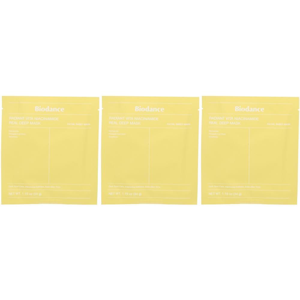 Trois sachets jaunes avec texte blanc. "Biodance" en haut, suivi de "RADIANT NIACINAMIDE MASK".