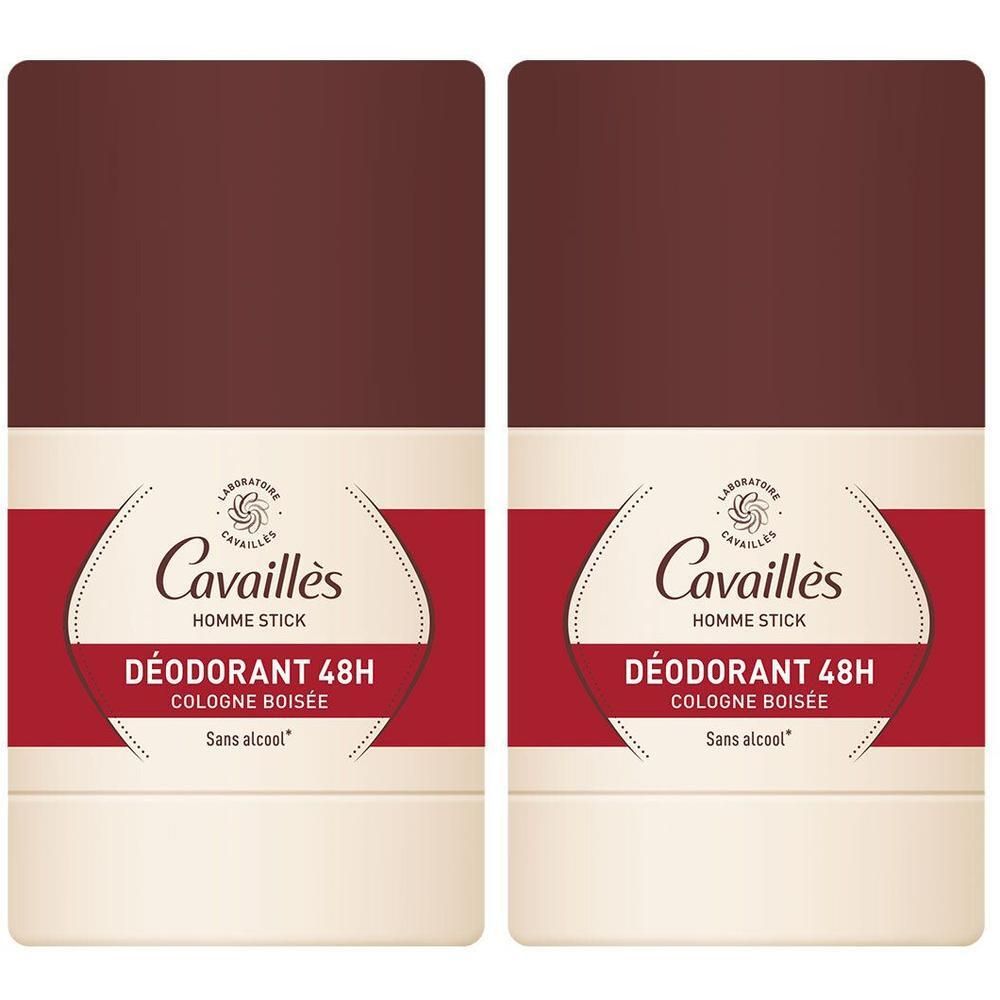Deux sticks déodorants. Blanc, rouge et marron. Inscription: Cavaillès, Homme Stick, DÉODORANT 48H, Cologne Boisée, Sans alcool.