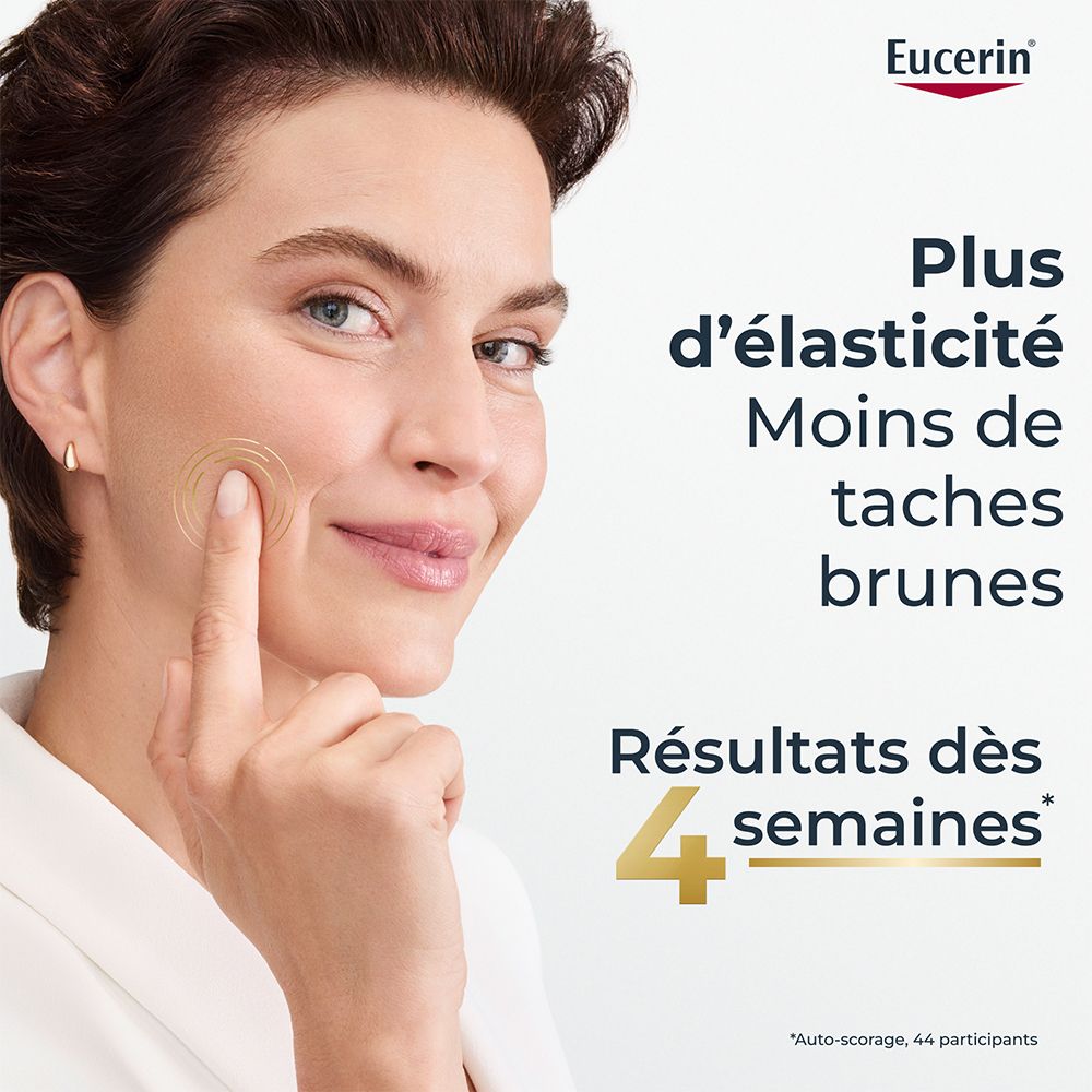 Femme avec Eucerin Hyaluron-Filler + Elasticity, montrant une élasticité améliorée et moins de taches brunes.