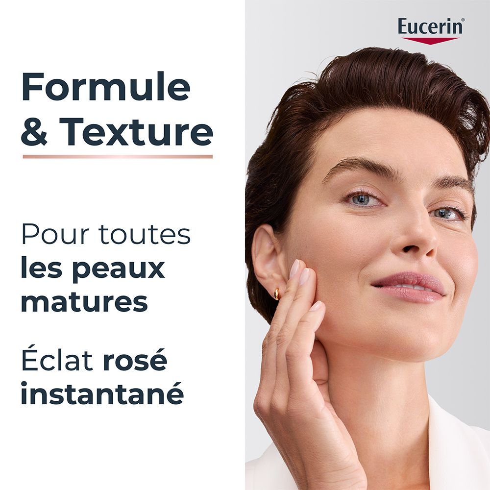 Femme avec Eucerin Hyaluron-Filler + Elasticity: Formule & Texture peau mature.