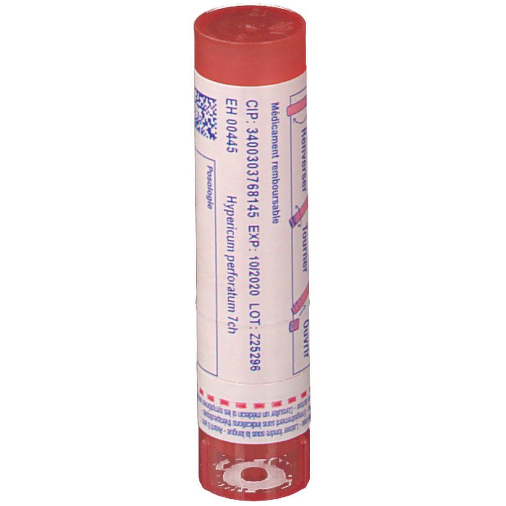 Tube de granules Boiron Hypericum perforatum 7 ch avec date d'expiration et numéro de lot.