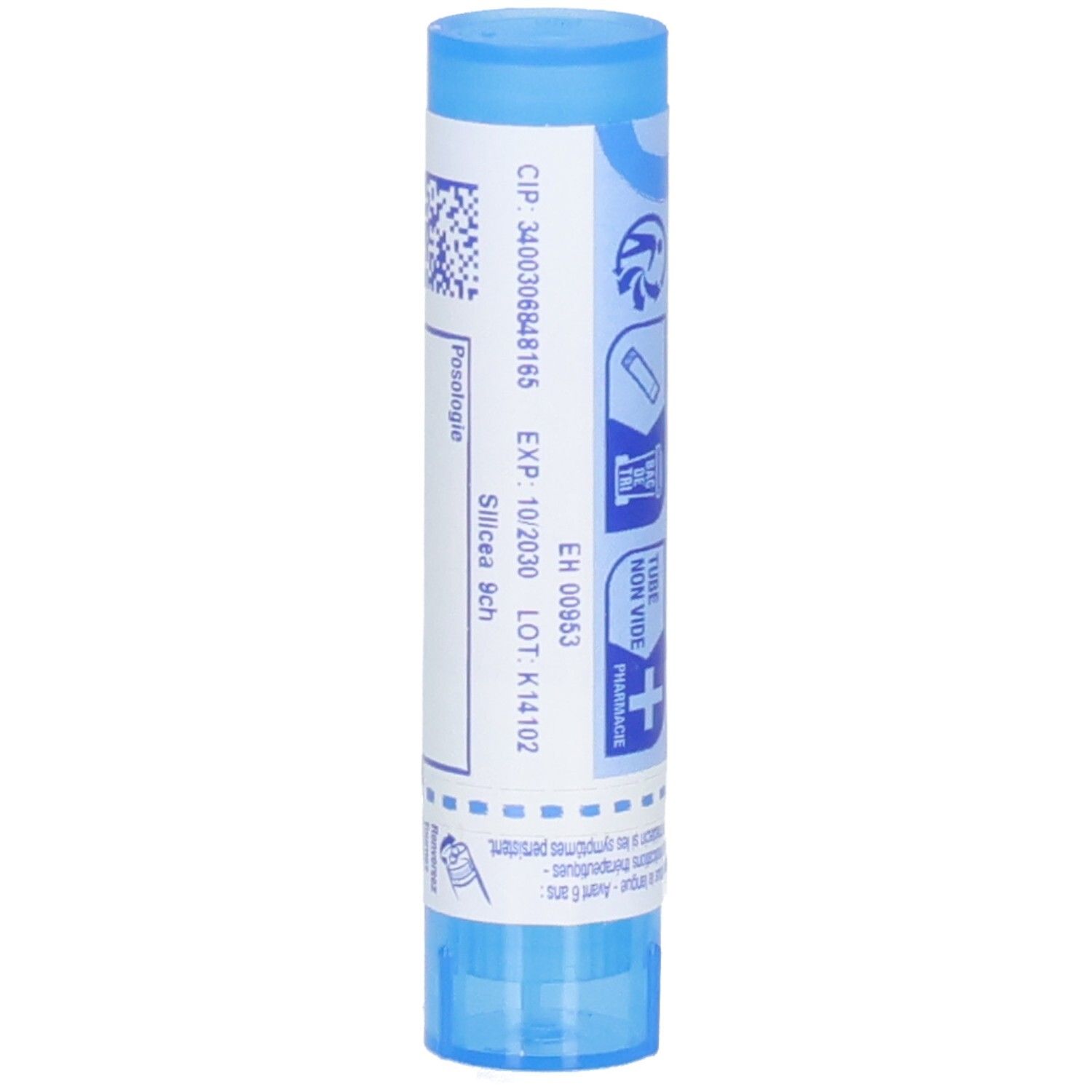 Tube bleu et blanc. Inscription: Silicea 9 ch, numéro de lot, date d'expiration et code QR.