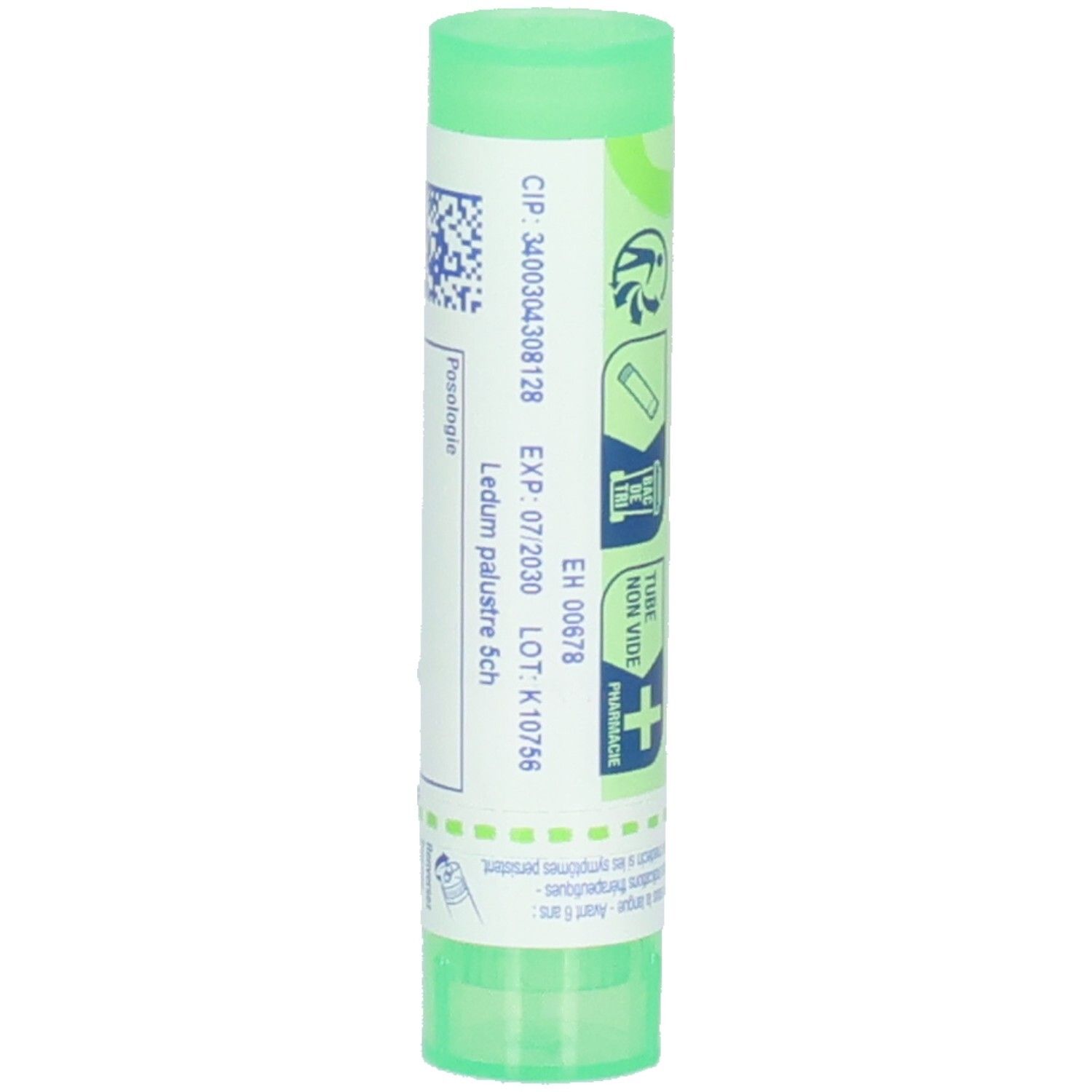Tube vert avec étiquette blanche. Inscription: Ledum palustre. Informations supplémentaires, lot, date d'expiration.