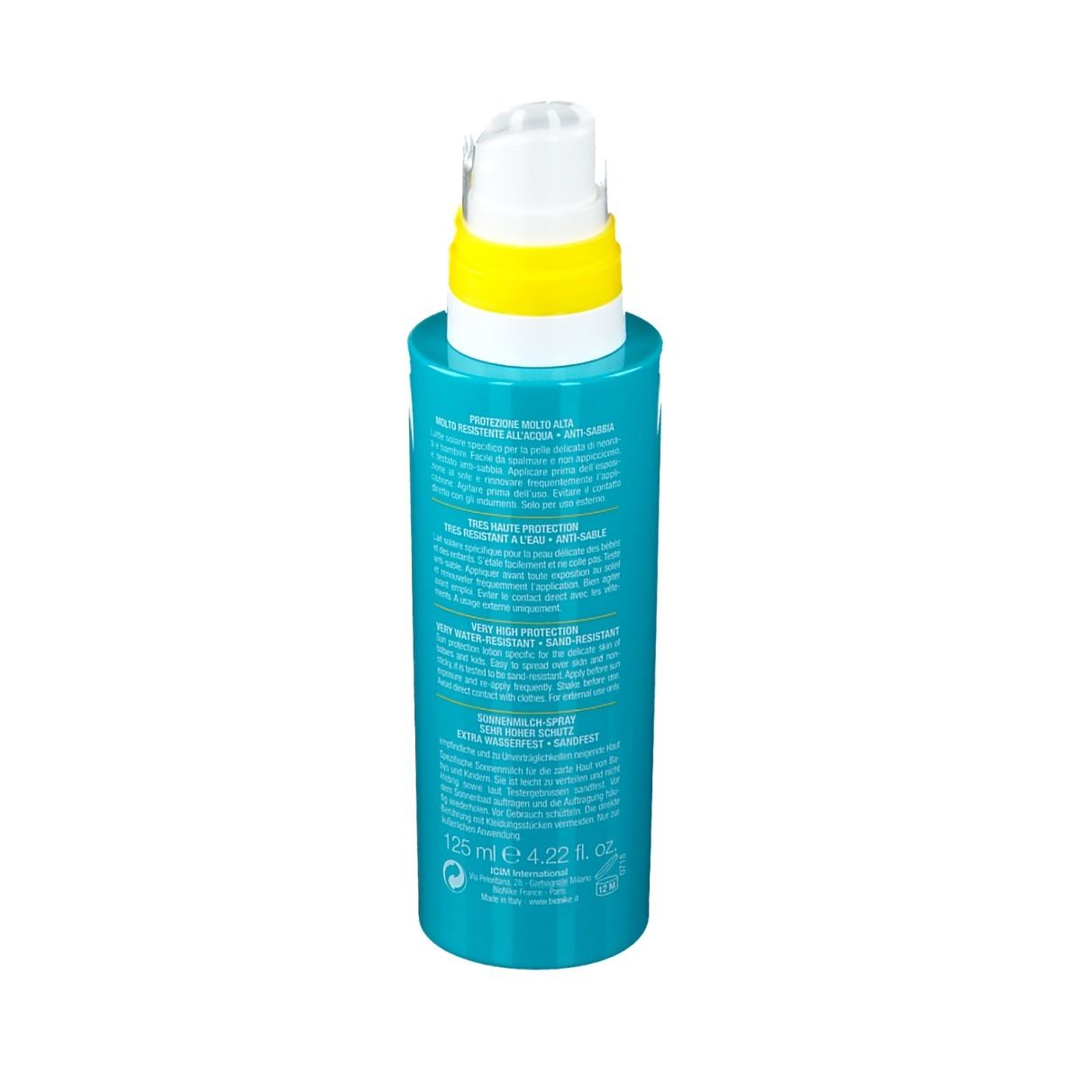 Flacon spray de lotion turquoise, vue arrière. Tête de pulvérisation jaune. Texte et informations sur le flacon.