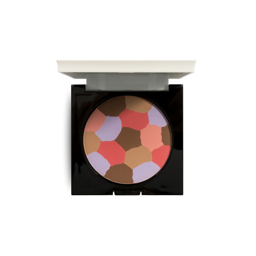 Poudre cosmétique en boîtier noir carré avec couvercle blanc. Poudre avec formes irrégulières colorées.