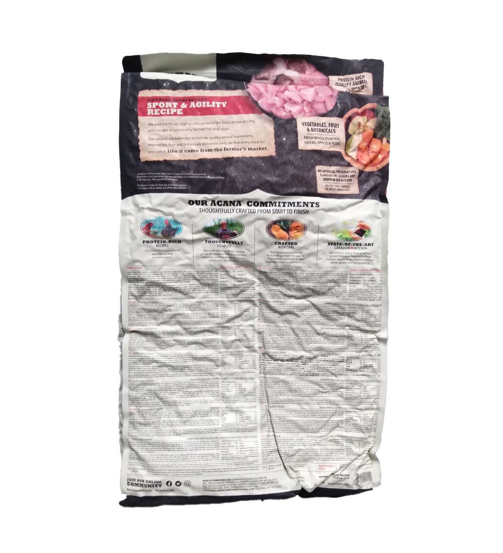 Dos du sac de nourriture pour chiens ACANA, recette Sport & Agility. Informations textuelles et illustrations des ingrédients. Contient des informations sur la composition.
