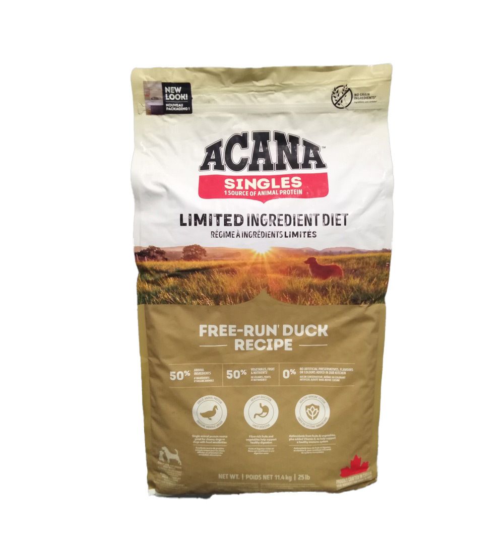 Sac de nourriture pour chiens ACANA SINGLES. Face avant avec nom du produit, ingrédients et image d'un paysage avec chien.