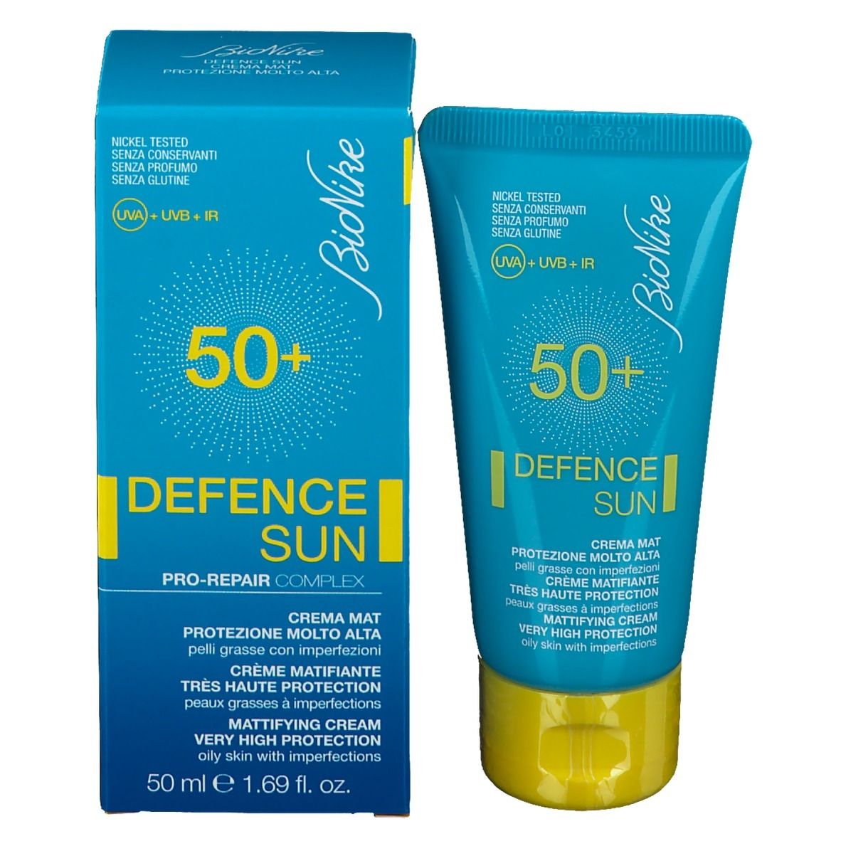 Boîte et tube turquoise. Inscription : 50+, Defence Sun, Crème Matifiante. Marque : BioNike. Avec Pro-Repair Complex.