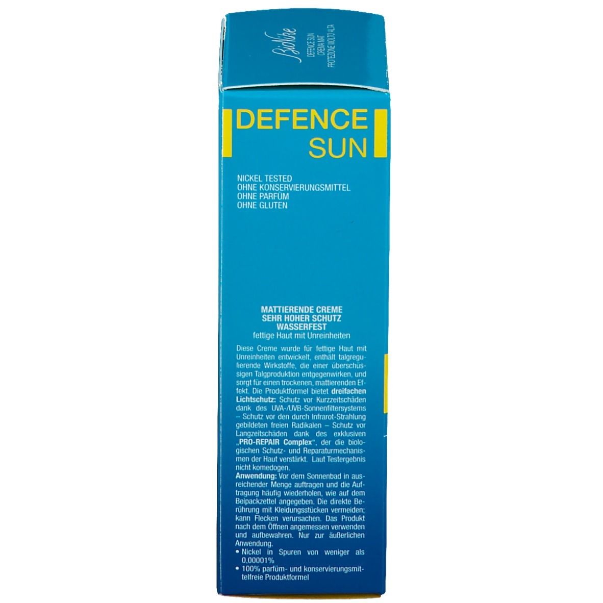 Dos de la boîte turquoise. Inscription : Crème Matifiante, Très haute protection, Résistant à l'eau. Marque : BioNike.