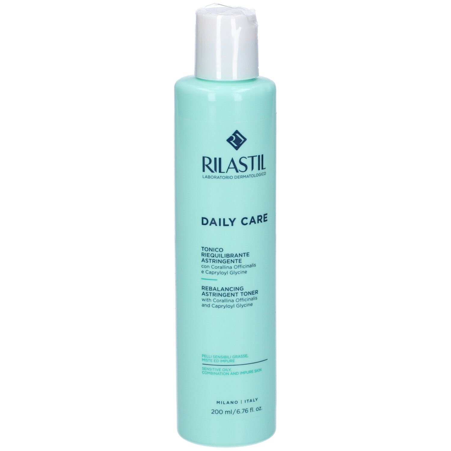 Flacon turquoise et bouchon blanc. Inscriptions: Rilastil, Daily Care, Tonico Requilibrante, Rebalancing Astringent Toner.