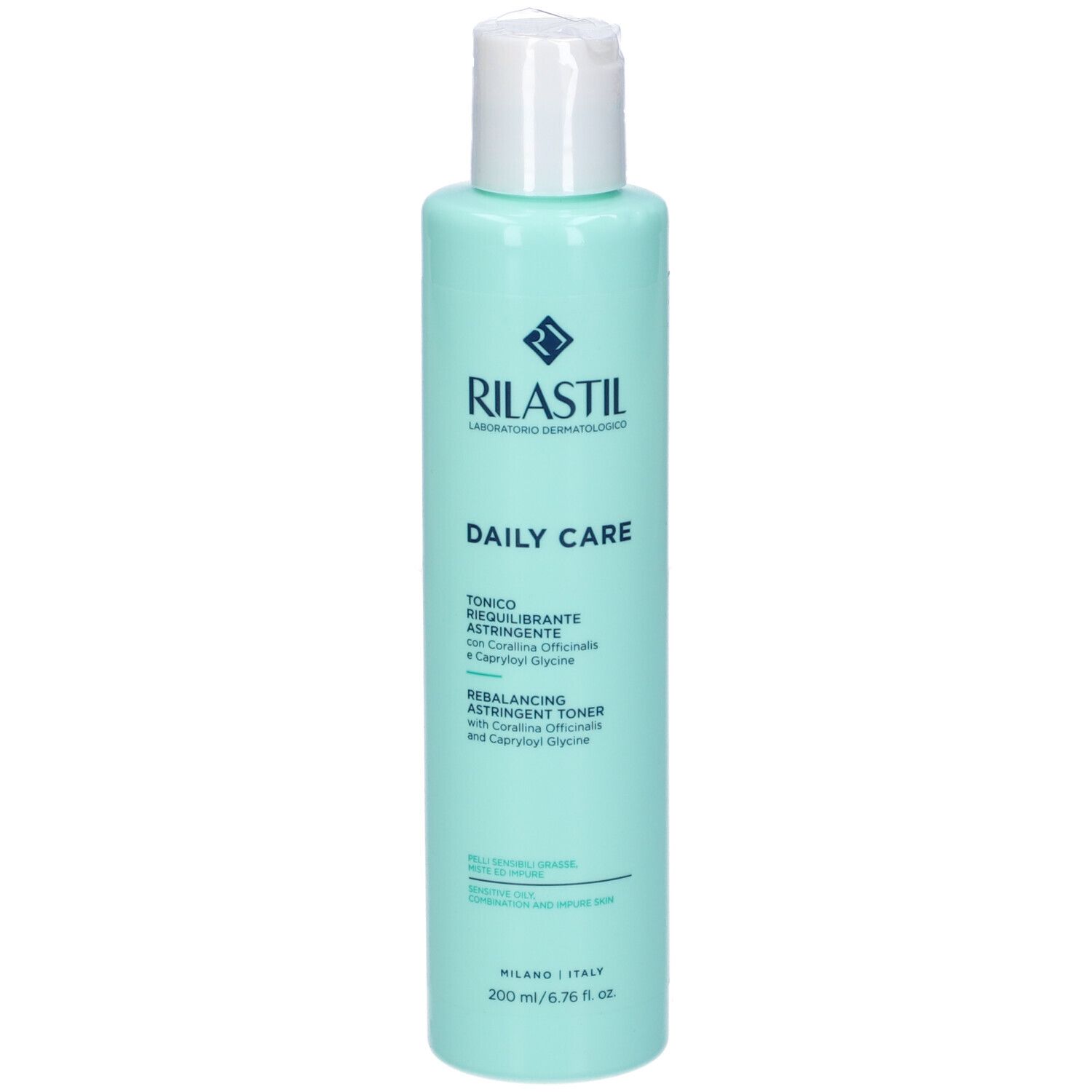 Flacon turquoise et bouchon blanc. Inscriptions: Rilastil, Daily Care, Tonico Requilibrante, Rebalancing Astringent Toner.
